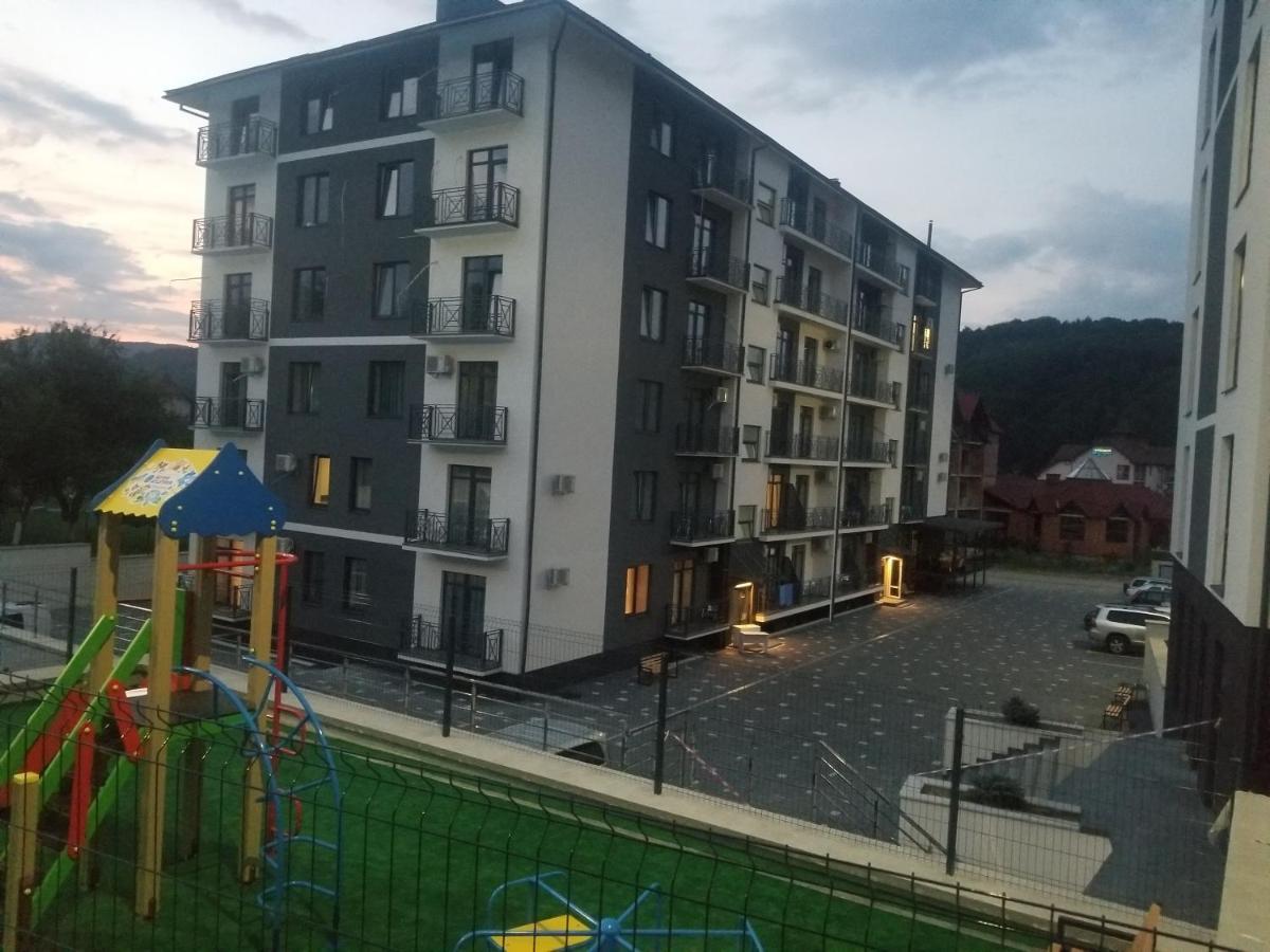 Апартаменти Віланж 波利亚纳 外观 照片